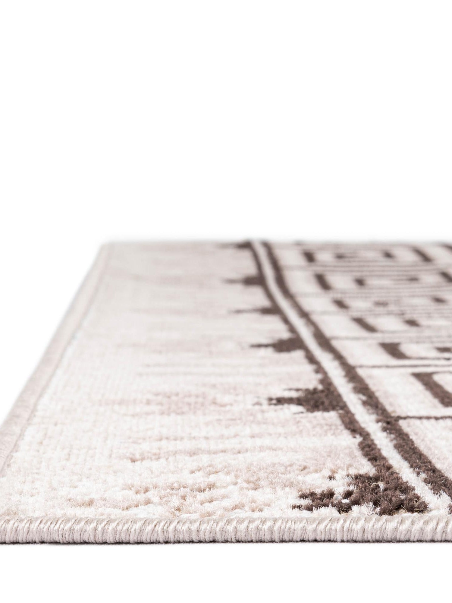 Beige 2' 7 x 10' Lucerne Runner Area Rug 100% Polypropylene Traditional Classic Easy Clean Carpet for Kitchens, Living Rooms, Bedroom, Office for Sale at Rug Engine