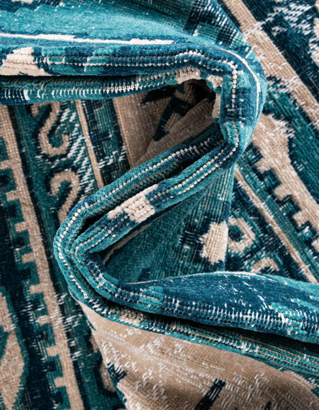 Blue 5' 3 x 5' 3 Lucerne Round Rug