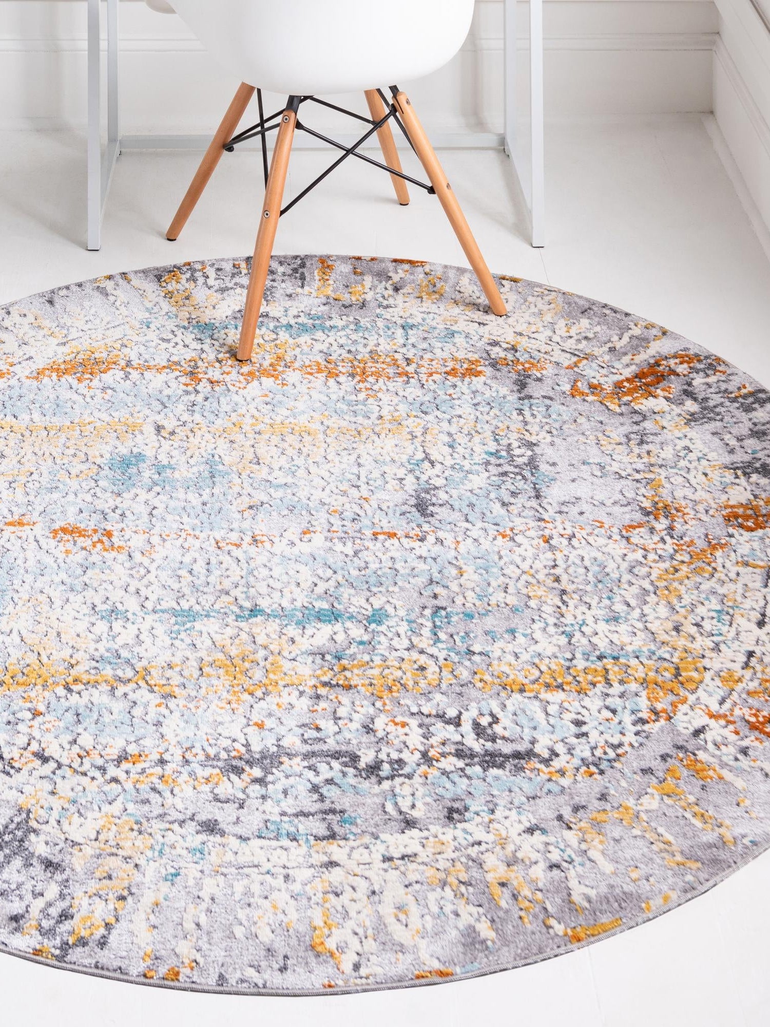 Gray 5' 1 x 5' 1 Budapest Round Area Rug 70% Polypropylene & 30% Polyester With Cotton Backing Traditional Classical Room Carpet for Sale at Rug Engine