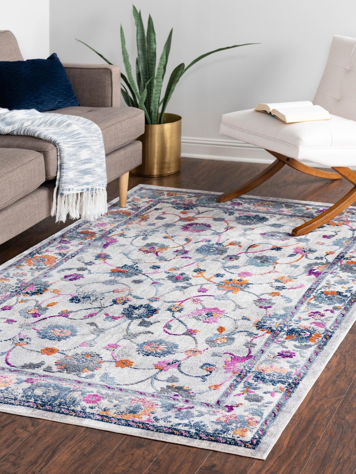 Ivory 9' x 12' Budapest Rectangle Area Rug 70% Polypropylene & 30% Polyester With Cotton Backing Traditional Classical Room Carpet for Sale at Rug Engine