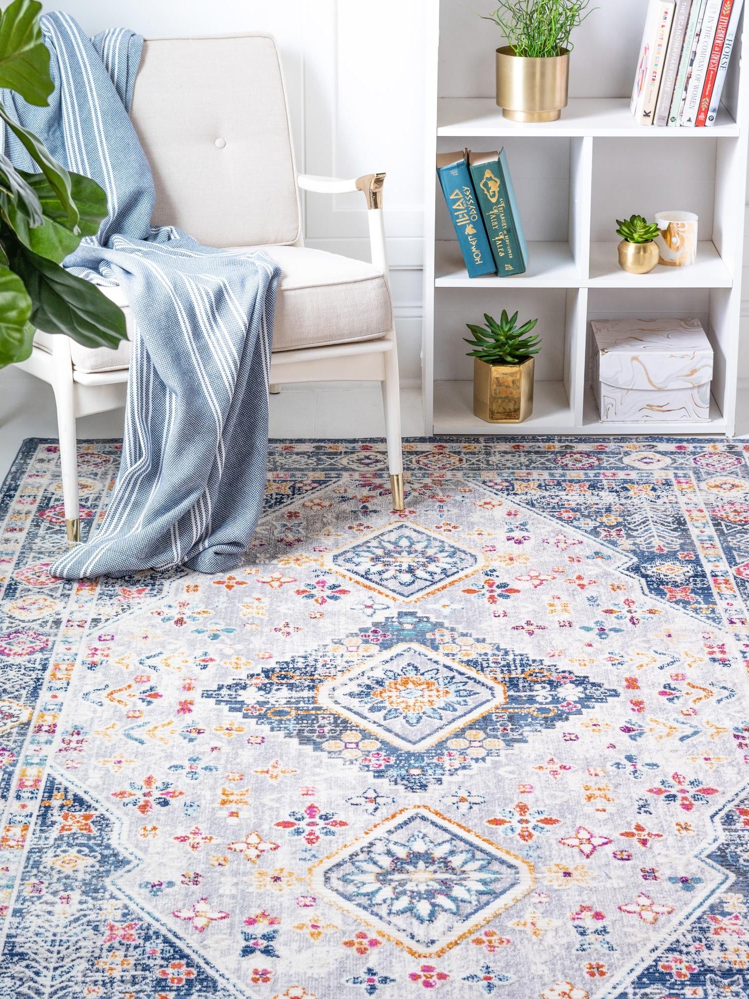 Light Gray 5' 1 x 7' 10 Budapest Rectangle Area Rug 70% Polypropylene & 30% Polyester With Cotton Backing Traditional Classical Room Carpet for Sale at Rug Engine