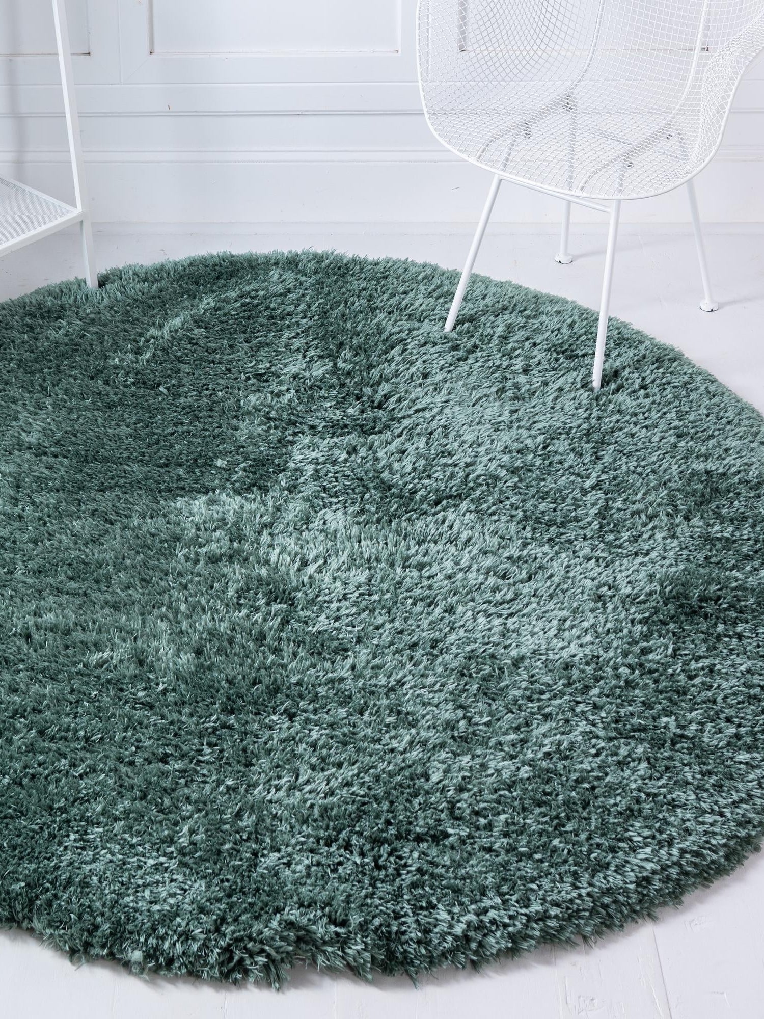 Forest Green 8' x 8' Infinity Shag Round Area Rug Thick Soft Touch Fluffy & Plush Shaggy Pile 100% Polypropylene With Jute Backing Solid Color Minimalist Carpet for Sale at Rug Engine
