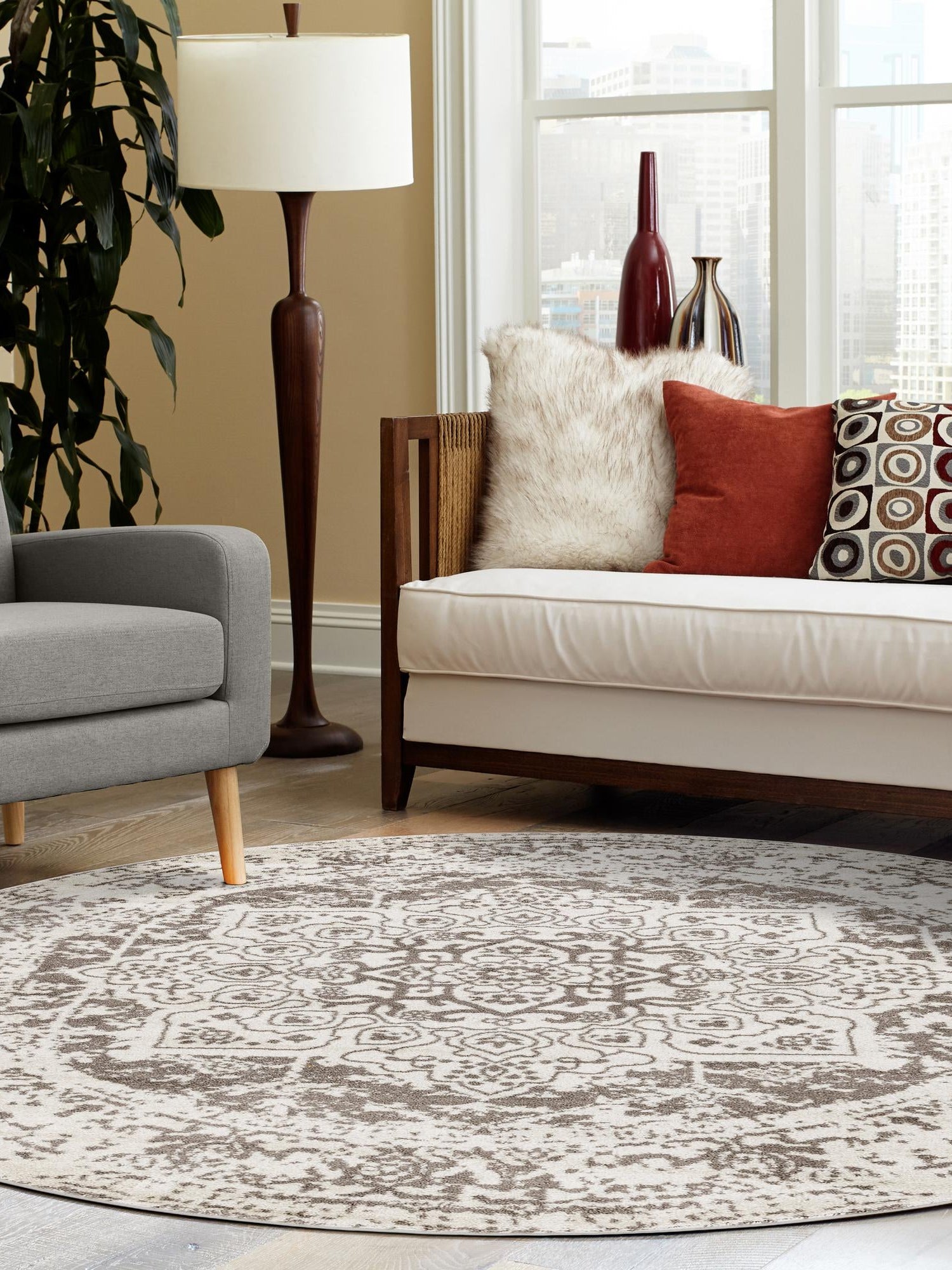 White 7' 10 x 7' 10 Richmond Round Area Rug Vintage Distressed Look Traditional Design Carpet for Unique Home Interior Design for Sale at Rug Engine