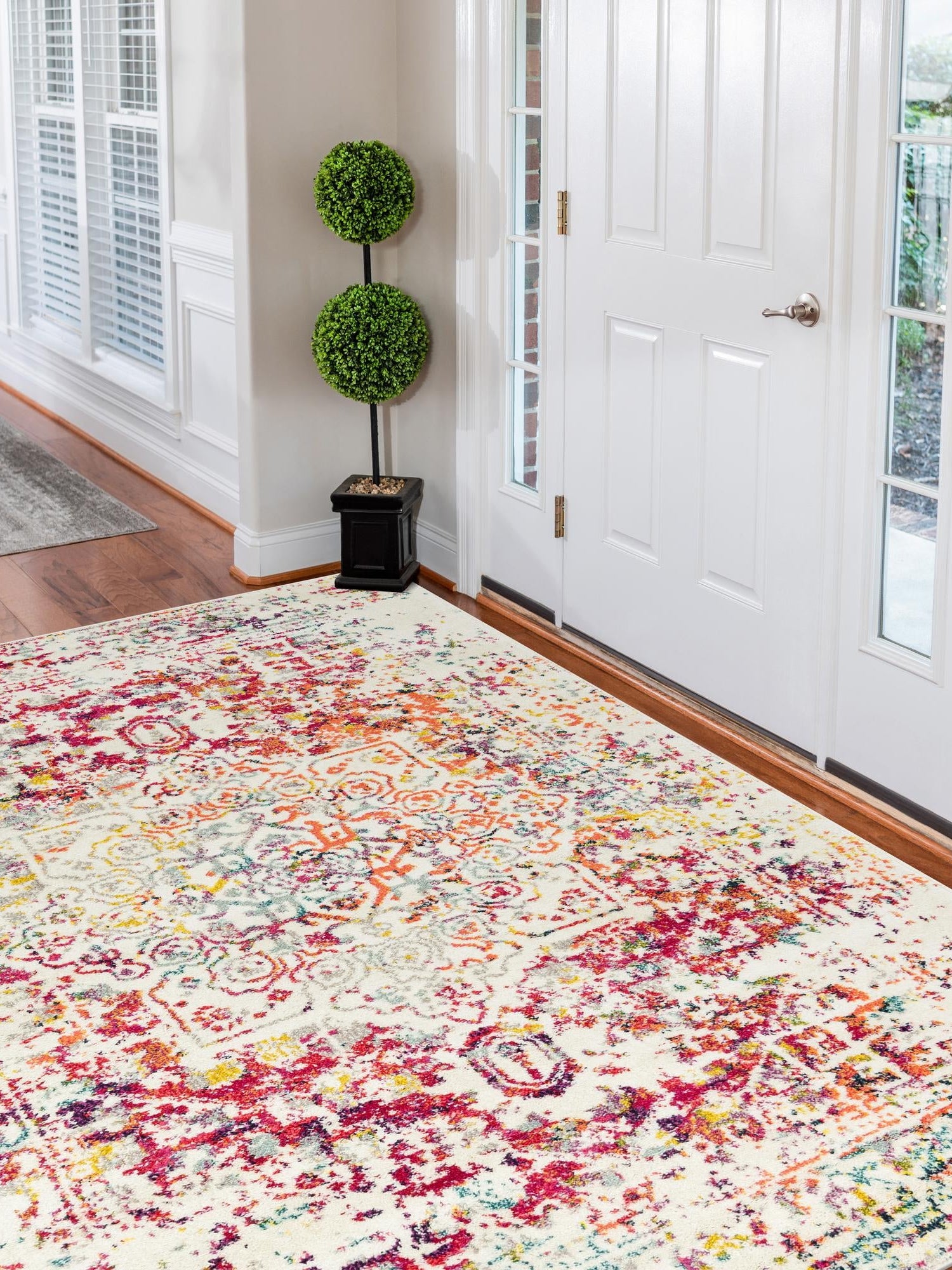 Light Multicolor 10' x 13' 1 Richmond Rectangle Area Rug Vintage Distressed Look Traditional Design Carpet for Unique Home Interior Design for Sale at Rug Engine