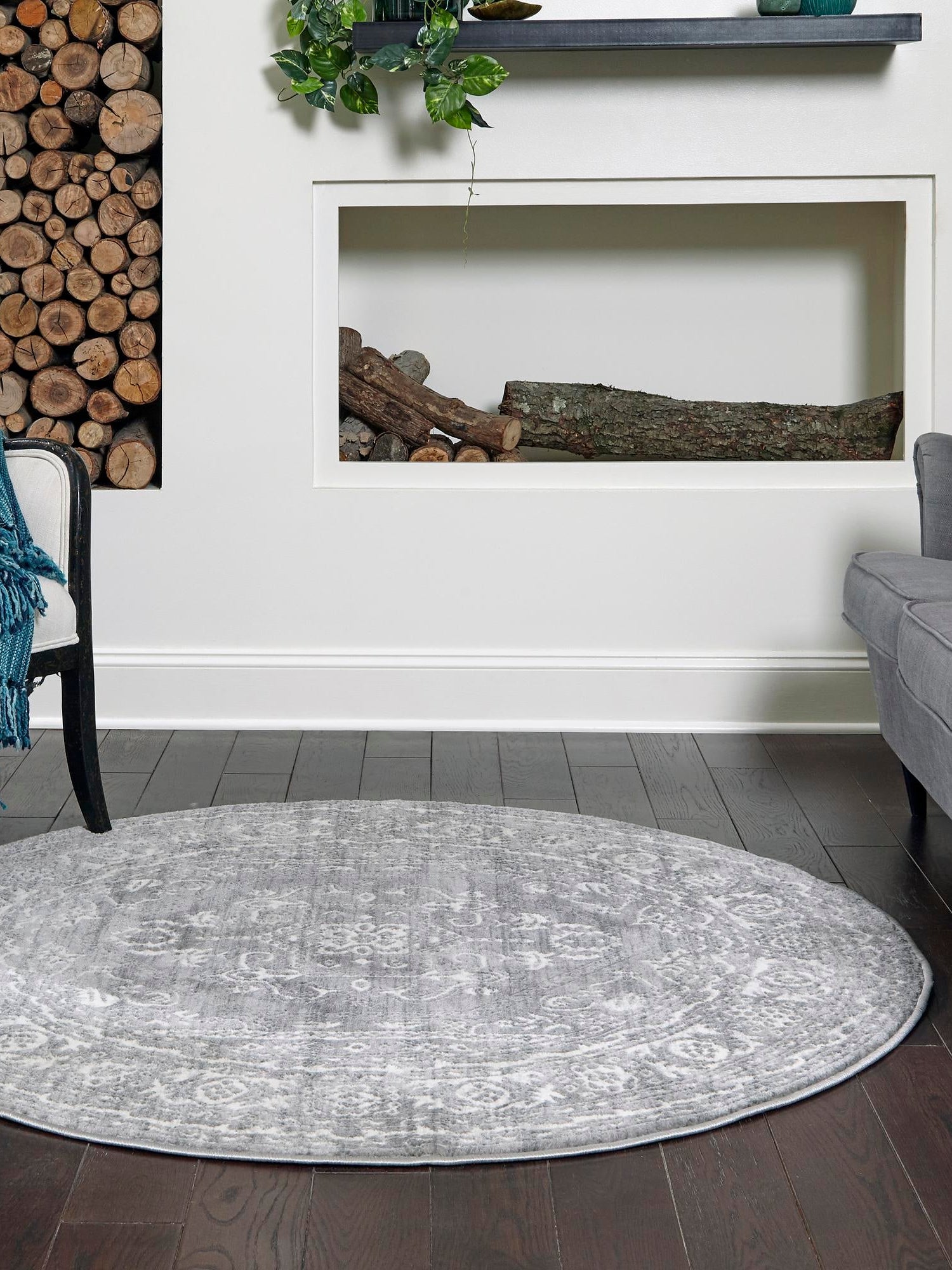 Gray 7' 10 x 7' 10 Boston Round Area Rug 55% Polypropylene & 45% Polyester Easy Clean Traditional Classical Carpet for Contemporary Living Dining Room Office Space for Sale at Rug Engine