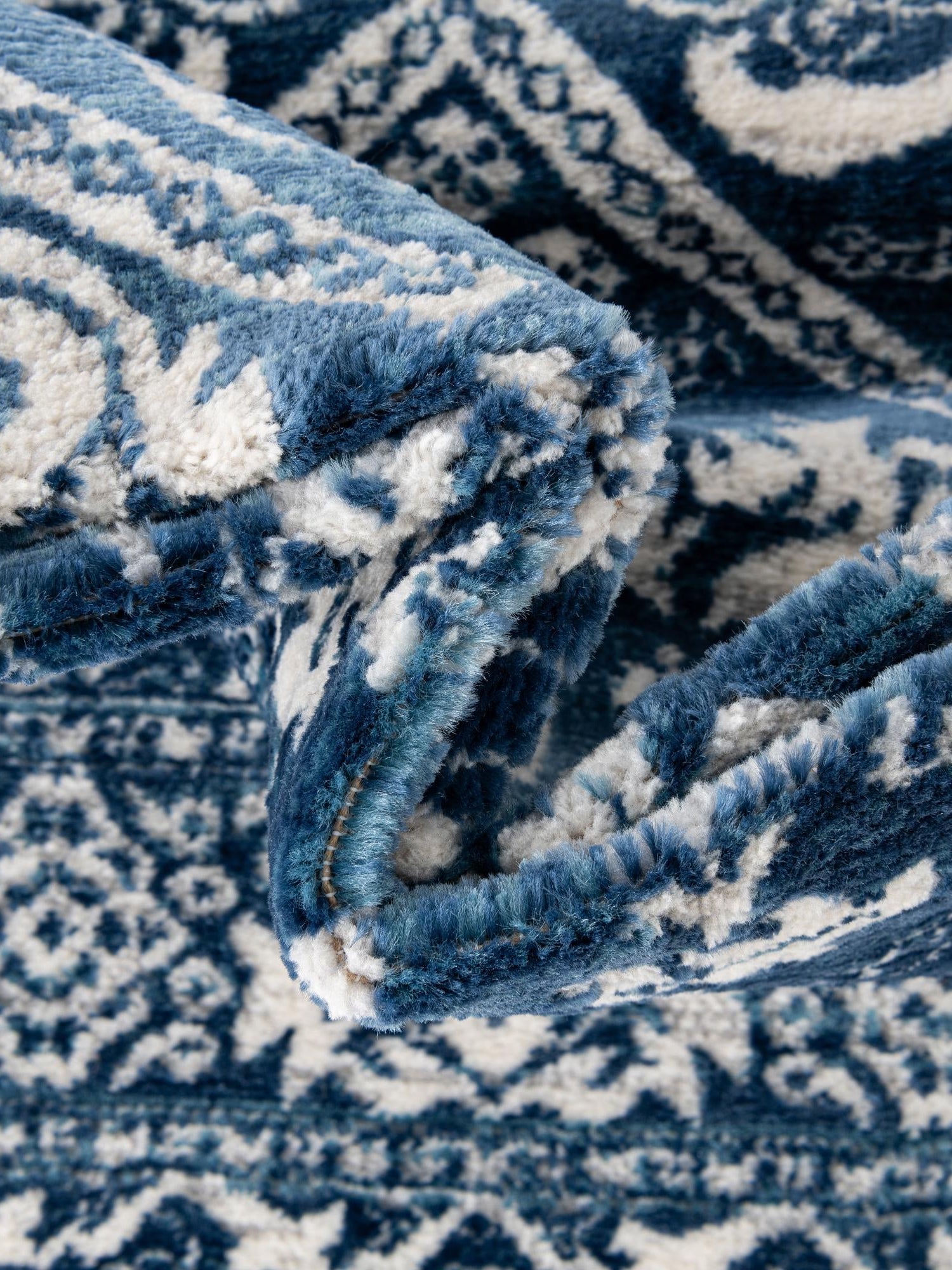 Blue 9' 10 x 14' Boston Rectangle Area Rug 55% Polypropylene & 45% Polyester Easy Clean Traditional Classical Carpet for Contemporary Living Dining Room Office Space for Sale at Rug Engine