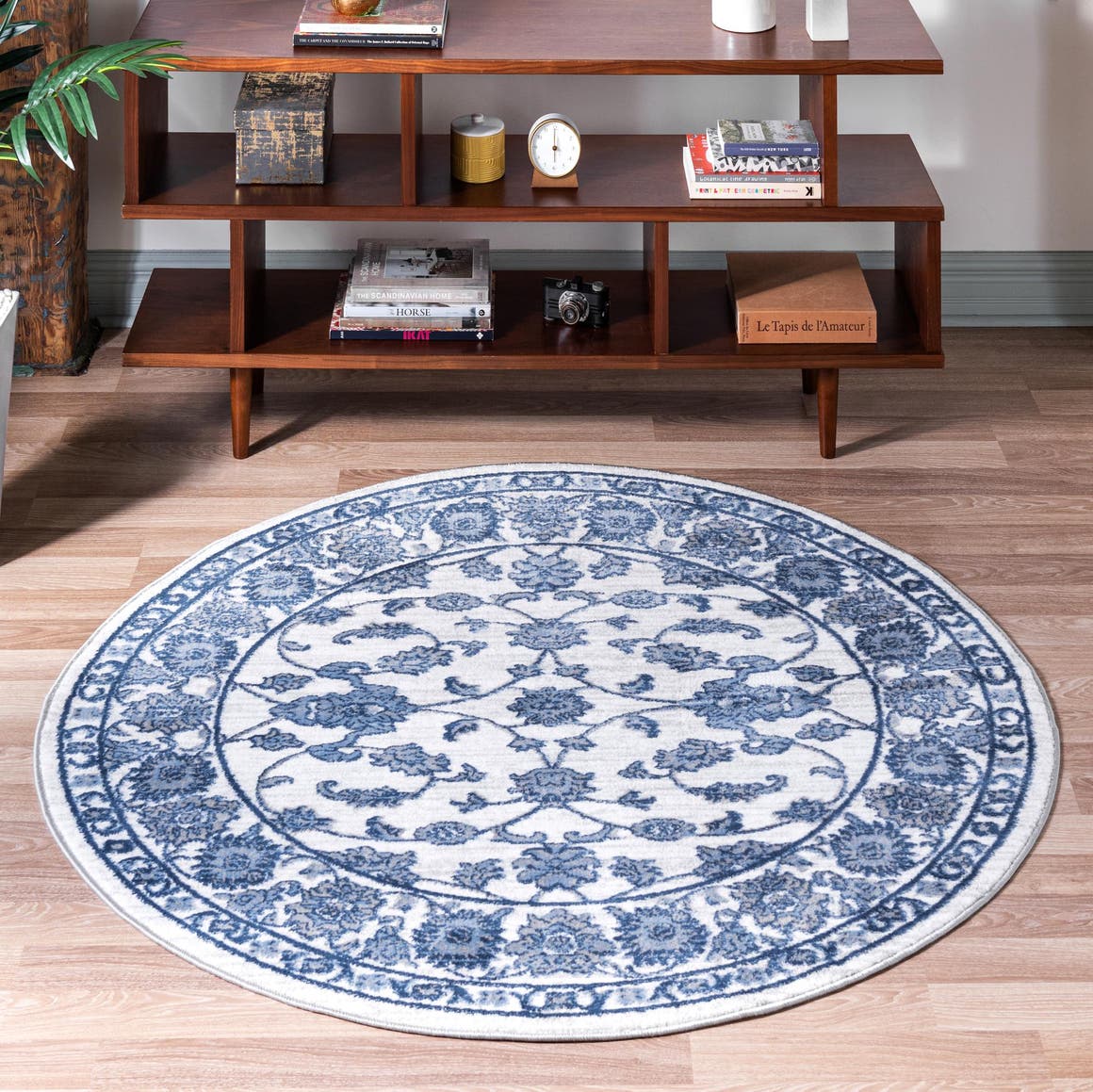 White Blue 10' x 10' Boston Round Area Rug 55% Polypropylene & 45% Polyester Easy Clean Traditional Classical Carpet for Contemporary Living Dining Room Office Space for Sale at Rug Engine