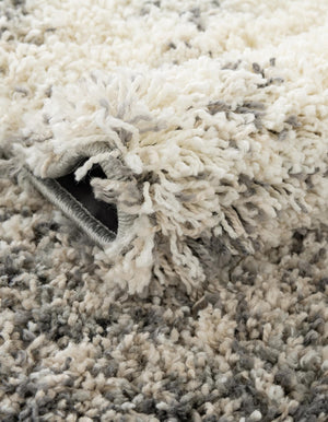 Pebble Gray 5' 3 x 8' Soft Touch Shag Rectangle Area Rug Thick Soft Touch Fluffy & Plush Shaggy Pile