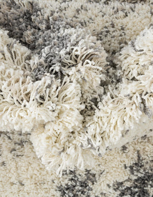 Pebble Gray 5' 3 x 8' Soft Touch Shag Rectangle Area Rug Thick Soft Touch Fluffy & Plush Shaggy Pile