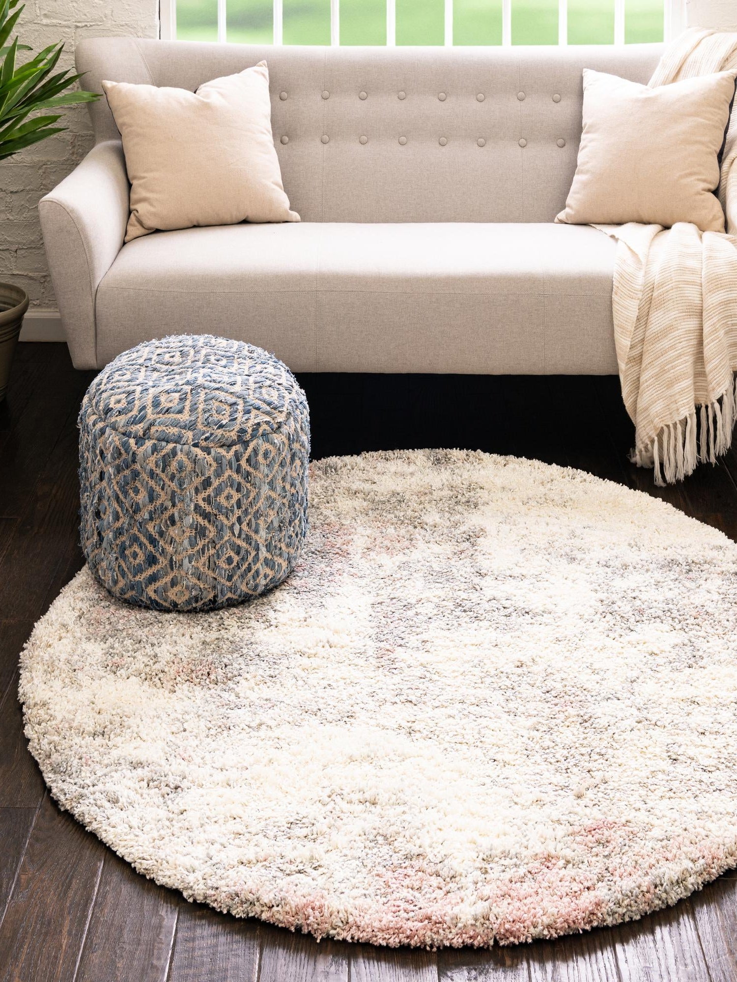 Pink 4' 1 x 4' 1 Soft Touch Shag Round Area Rug Thick Soft Touch Fluffy & Plush Shaggy Pile 100% Polypropylene Unique Carpet for Modern Home Interiors for Sale at Rug Engine