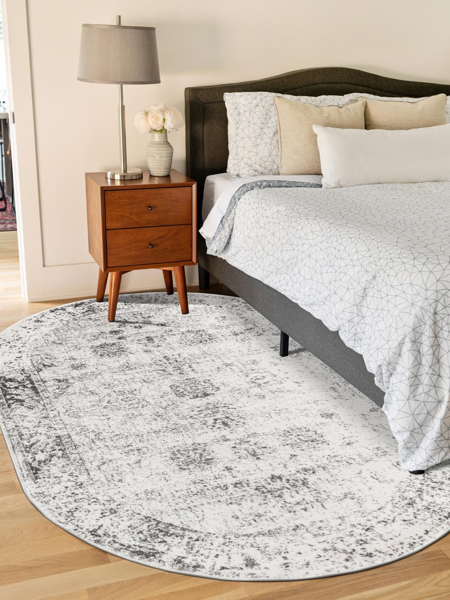 Gray 7' 10 x 10' Sofia Oval Area Rug Durable Easy Clean Stain Resistant Unique Carpet for Affordable Interior Home Design for Sale at Rug Engine