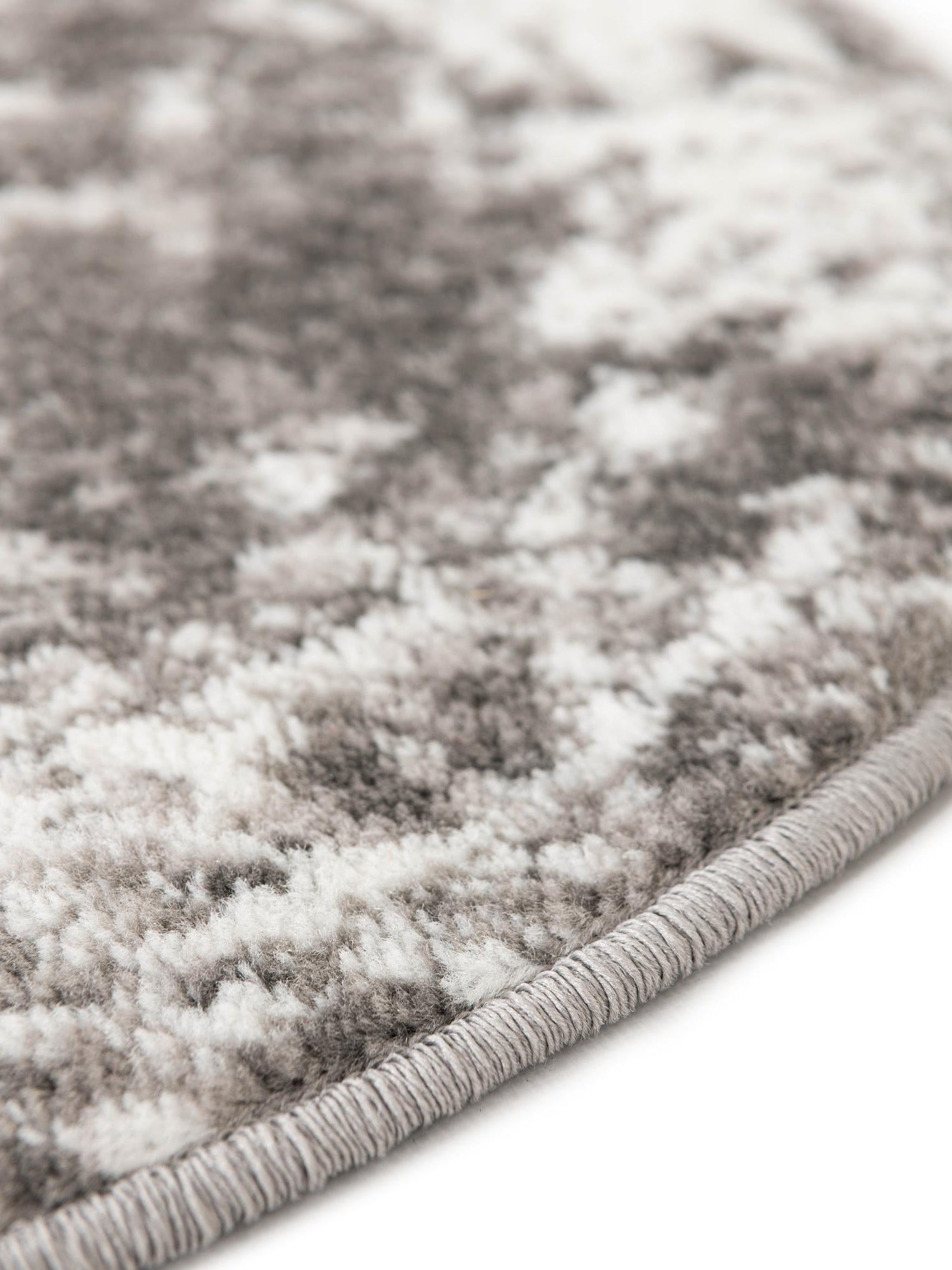 Gray 4' 1 x 6' 1 Sofia Oval Area Rug Durable Easy Clean Stain Resistant Unique Carpet for Affordable Interior Home Design for Sale at Rug Engine