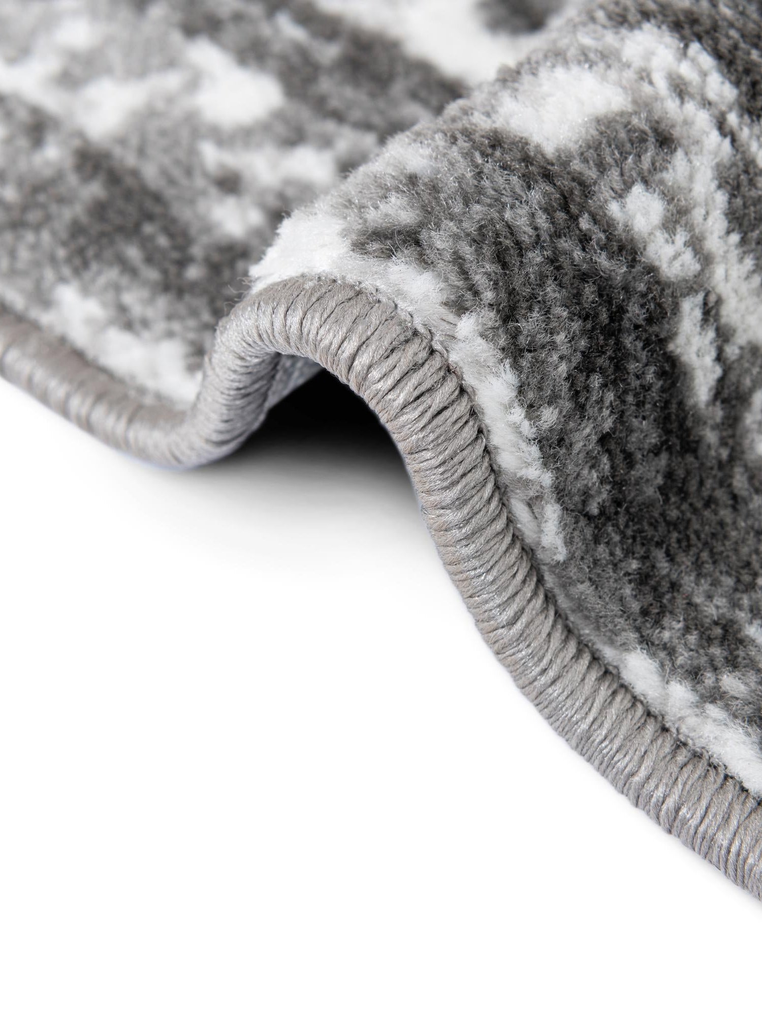 Gray 4' 1 x 6' 1 Sofia Oval Area Rug Durable Easy Clean Stain Resistant Unique Carpet for Affordable Interior Home Design for Sale at Rug Engine