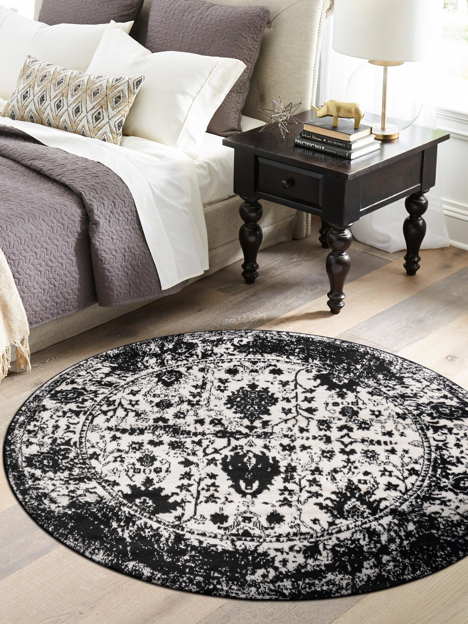Black and White 3' 1 x 3' 1 Portland Round Area Rug 85% Polypropylene & 15% Polyester Vintage Distressed Traditional Carpet for Home Decor for Sale at Rug Engine