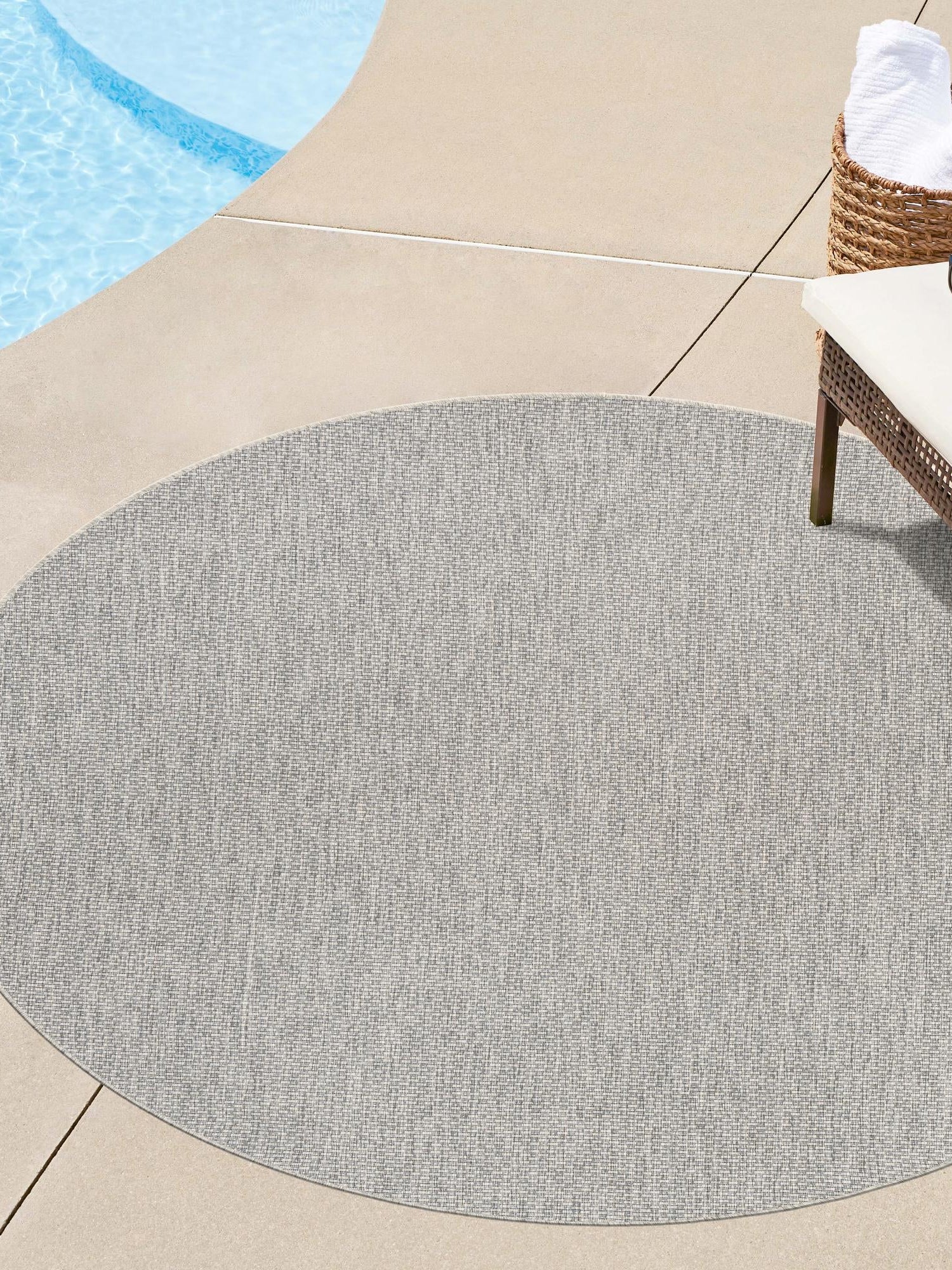 Light Gray 10' x 10' Outdoor Solid Round Area Rug Weather Resistant for Patio, Deck, Terrace, Balcony, Porch 100% Polypropylene Minimalist Waterproof Carpet for Sale at Rug Engine