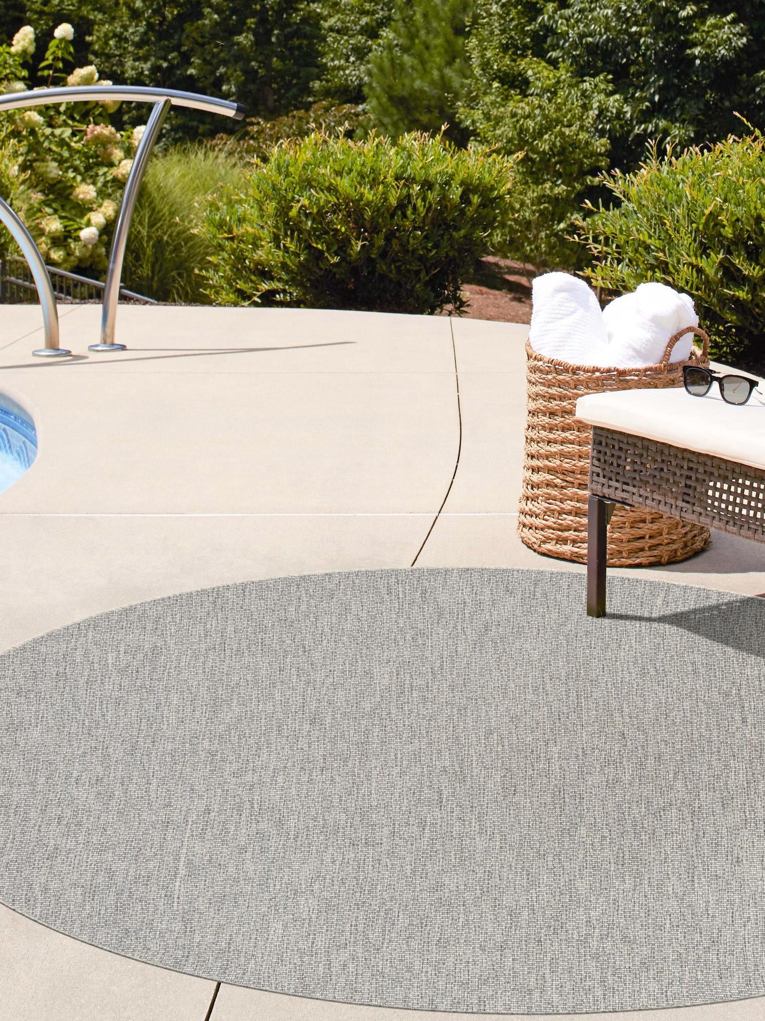 Light Gray 3' 1 x 3' 1 Outdoor Solid Round Area Rug Weather Resistant for Patio, Deck, Terrace, Balcony, Porch 100% Polypropylene Minimalist Waterproof Carpet for Sale at Rug Engine