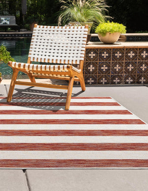 Red 8' x 10' Jill Zarin Outdoor Rectangle Rug