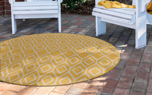 Yellow Ivory 4' 1 x 4' 1 Jill Zarin Outdoor Round Area Rug Weather Resistant for Patio, Deck, Terrace, Balcony, Porch Durable 100% Polypropylene Carpet for Outside for Sale at Rug Engine