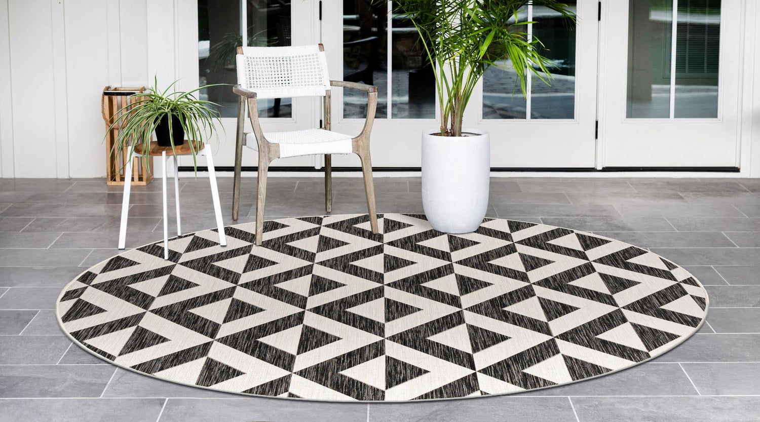 Charcoal Gray 10' x 10' Jill Zarin Outdoor Round Area Rug Weather Resistant for Patio, Deck, Terrace, Balcony, Porch Durable 100% Polypropylene Carpet for Outside for Sale at Rug Engine