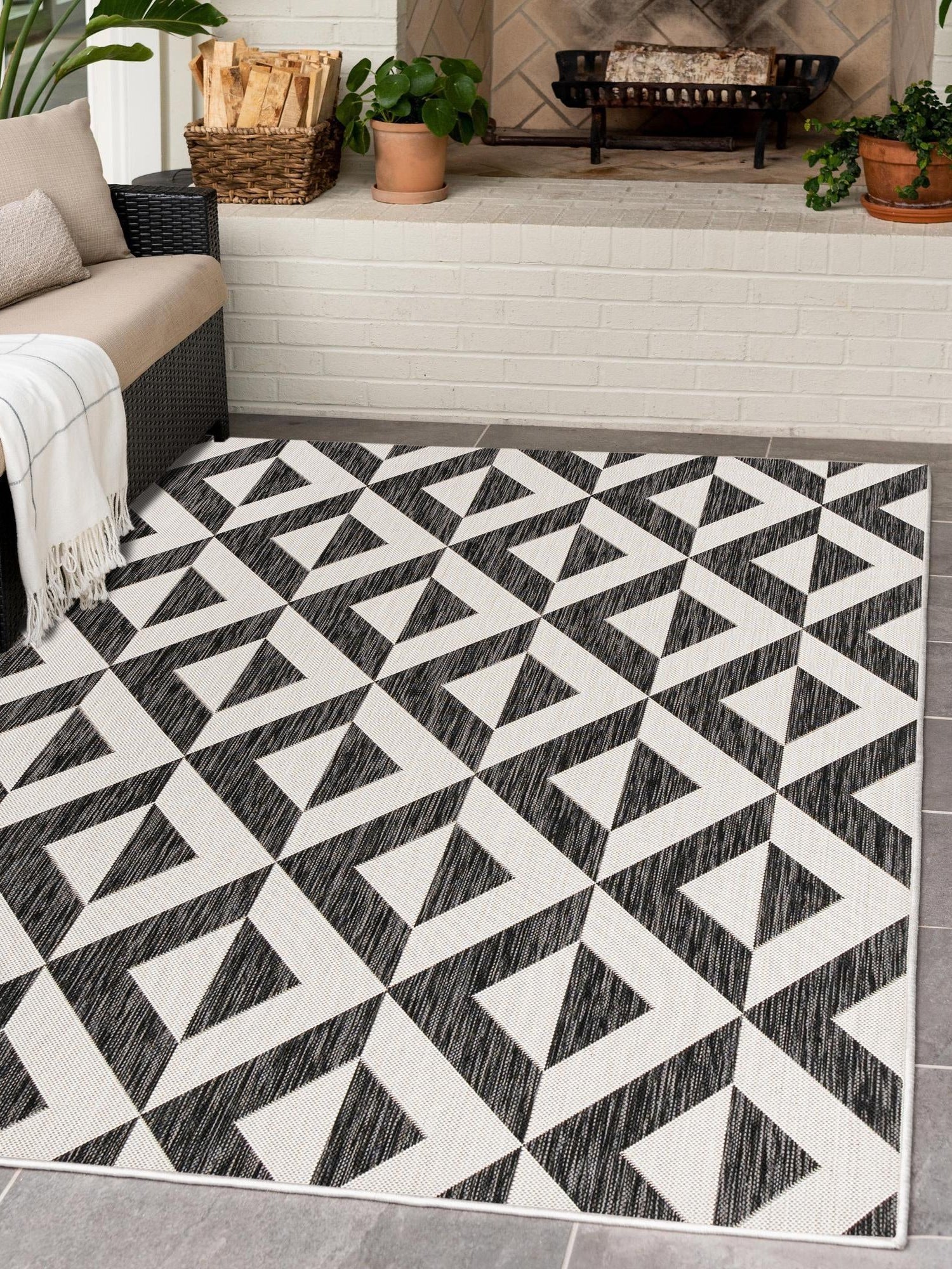 Charcoal Gray 1' 4 x 1' 4 Jill Zarin Outdoor Sample Area Rug Weather Resistant for Patio, Deck, Terrace, Balcony, Porch Durable 100% Polypropylene Carpet for Outside for Sale at Rug Engine