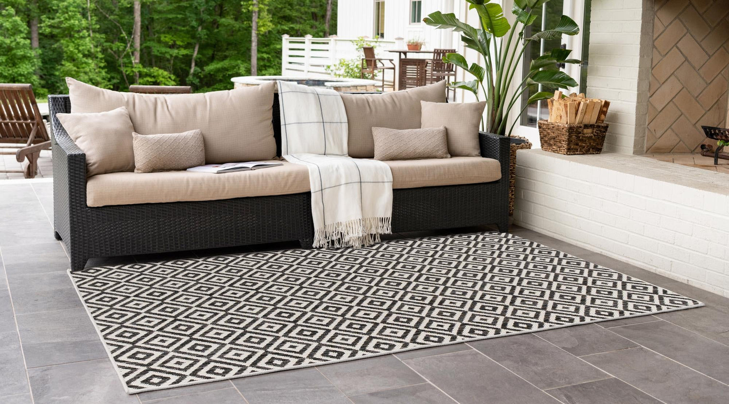 Charcoal Gray 3' 1 x 5' 3 Jill Zarin Outdoor Rectangle Area Rug Weather Resistant for Patio, Deck, Terrace, Balcony, Porch Durable 100% Polypropylene Carpet for Outside for Sale at Rug Engine