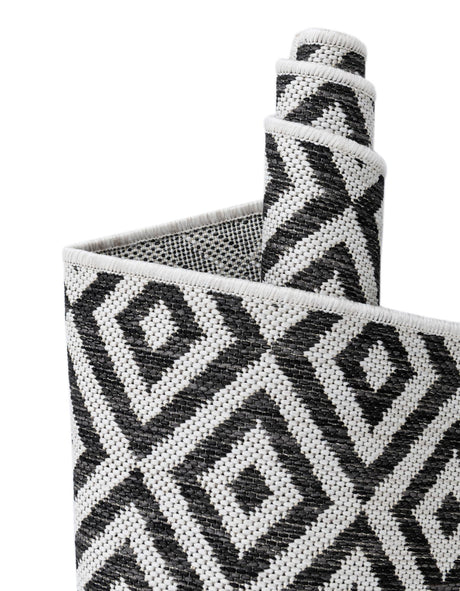 Charcoal Gray 7' 10 x 10' Jill Zarin Outdoor Oval Area Rug Weather Resistant for Patio, Deck, Terrace, Balcony, Porch Durable 100% Polypropylene Carpet for Outside for Sale at Rug Engine