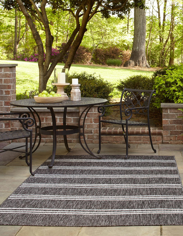 Charcoal 8' x 11' Jill Zarin Outdoor Rectangle Rug