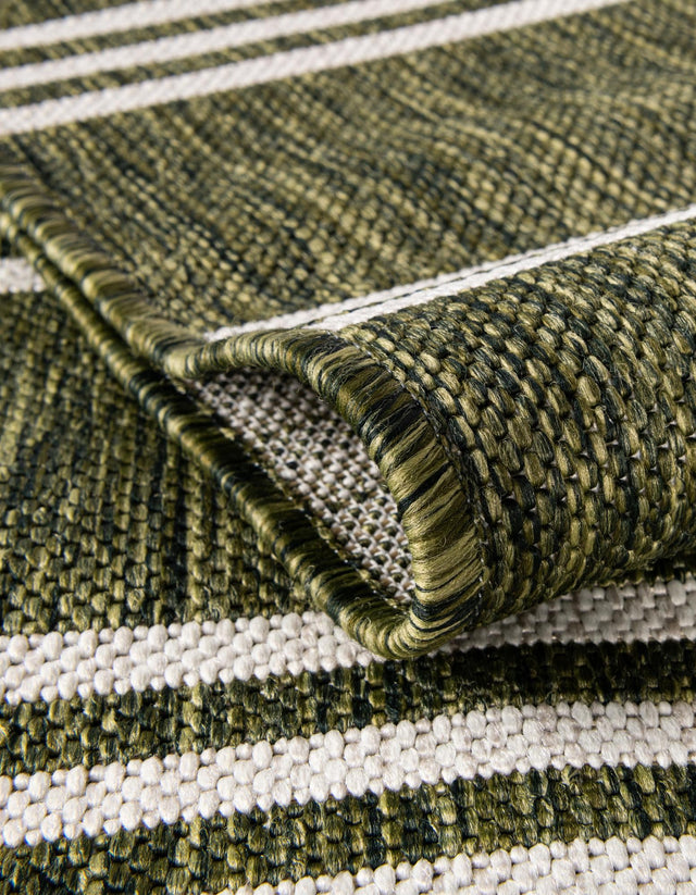 Green 5' 3 x 8' Jill Zarin Outdoor Rectangle Rug