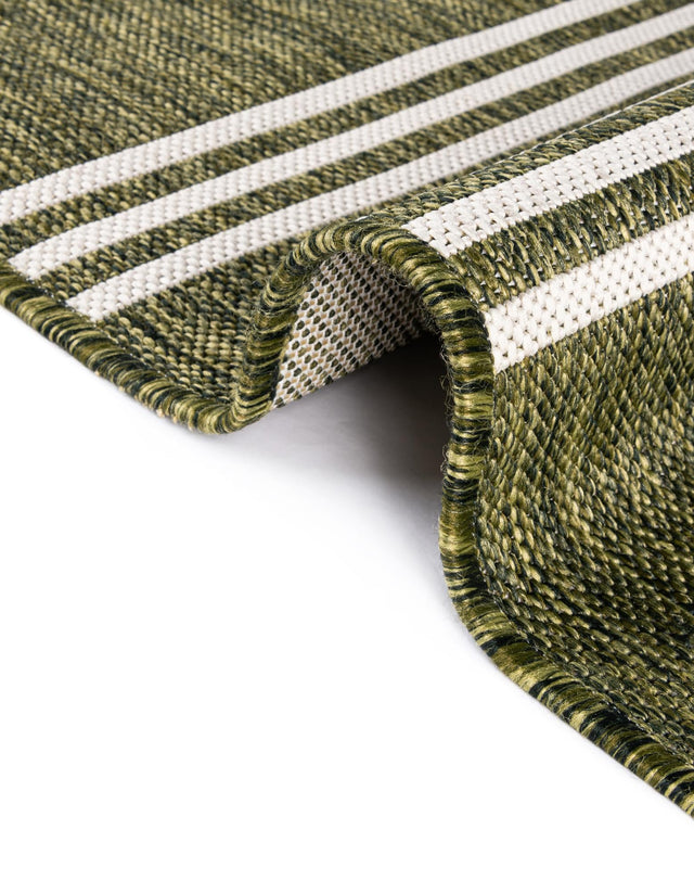Green 5' 3 x 8' Jill Zarin Outdoor Rectangle Rug