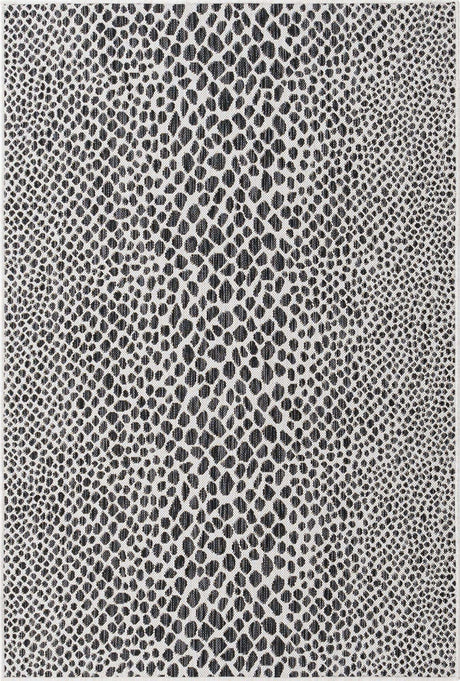 Black 4' 1 x 6' 1 Jill Zarin Outdoor Rectangle Rug