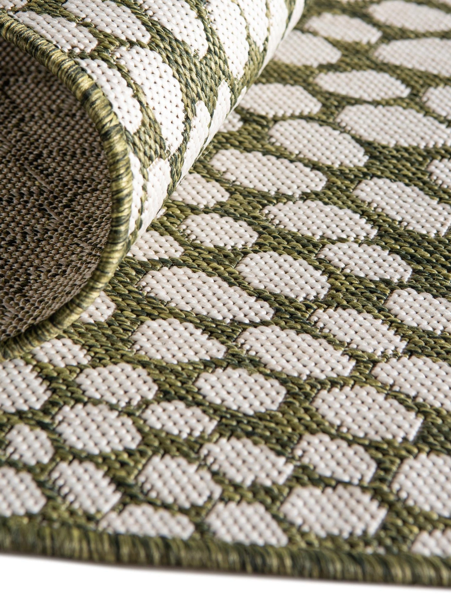 Green 6' 7 x 6' 7 Jill Zarin Outdoor Round Area Rug Weather Resistant for Patio, Deck, Terrace, Balcony, Porch Durable 100% Polypropylene Carpet for Outside for Sale at Rug Engine