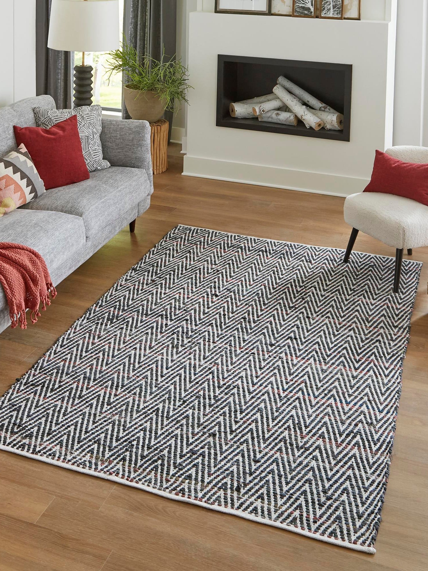 Black and White 7' 1 x 10' Chindi Chevron Rectangle Area Rug 100% Denim Cotton All Natural Modern Geometric Carpet Dining Living Rooms Bathroom Dorm Decor for Sale at Rug Engine