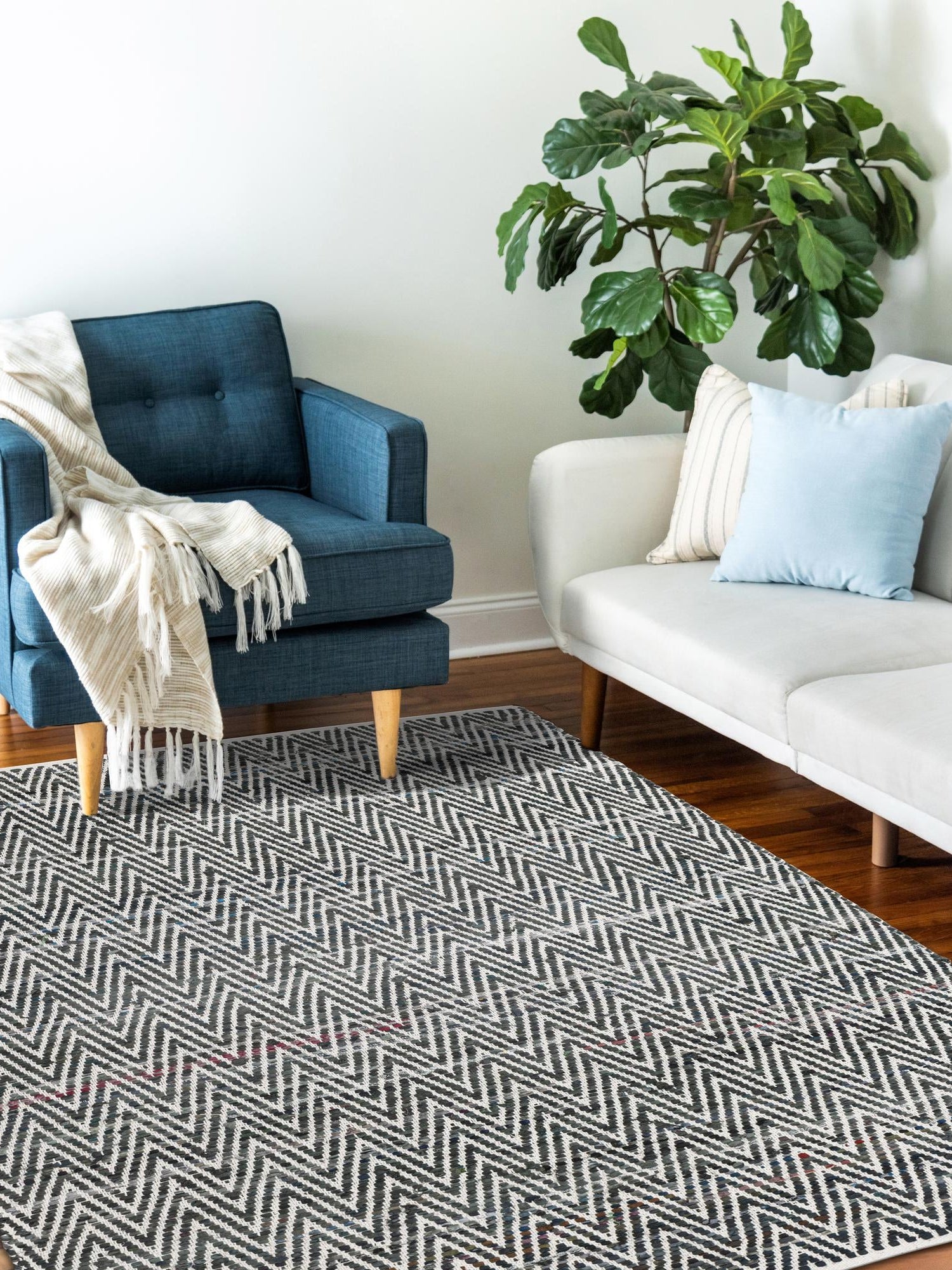 Black and White 7' 1 x 10' Chindi Chevron Rectangle Area Rug 100% Denim Cotton All Natural Modern Geometric Carpet Dining Living Rooms Bathroom Dorm Decor for Sale at Rug Engine
