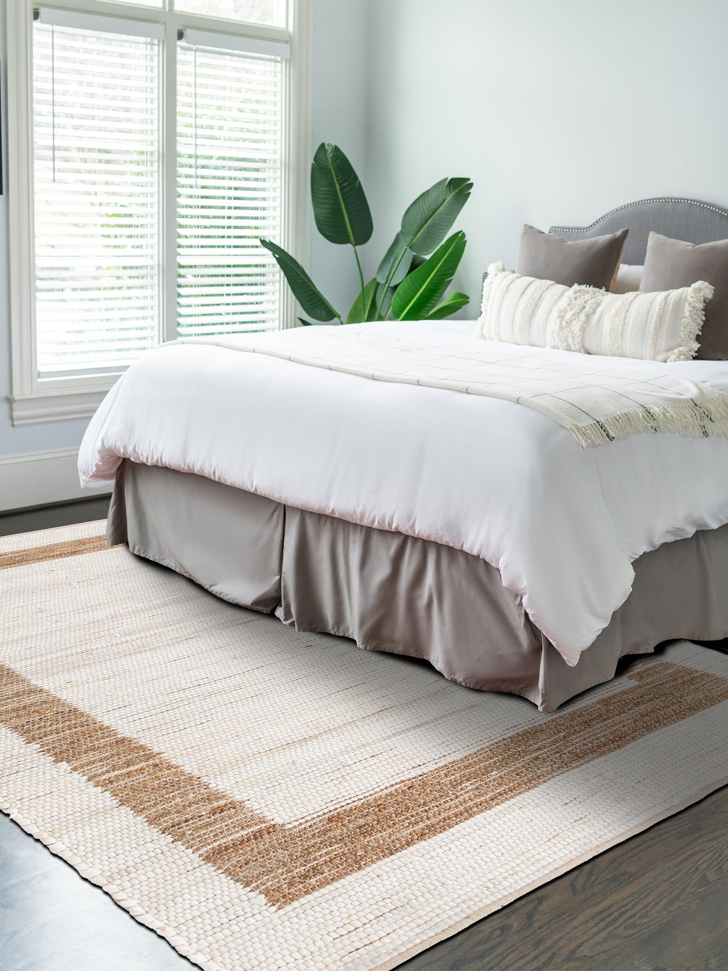 White and Natural 7' 1 x 10' Chindi Jute Rectangle Area Rug Interior Design Home Decor Carpet Mat for Sale at Rug Engine