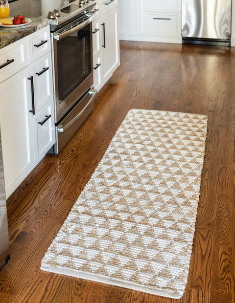 White 2' 2 x 6' 1 Chindi Jute Runner Rug