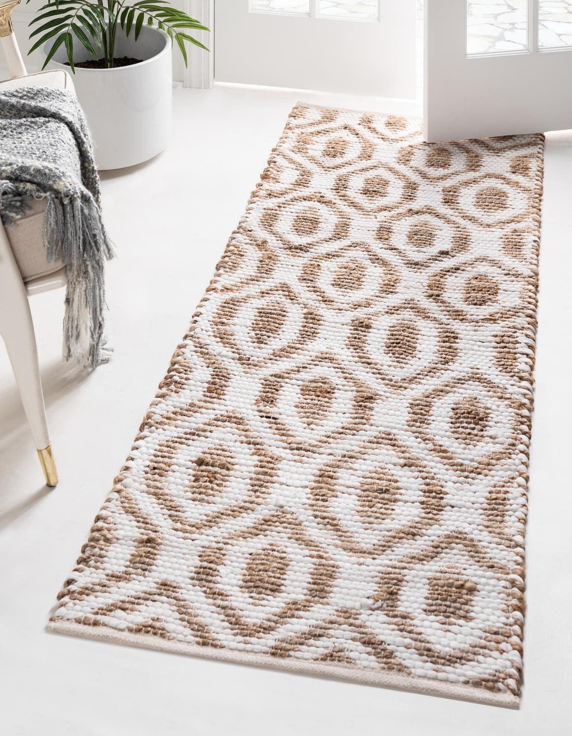 White 2' 7 x 10' Chindi Jute Runner Area Rug Interior Design Home Decor Carpet Mat for Sale at Rug Engine