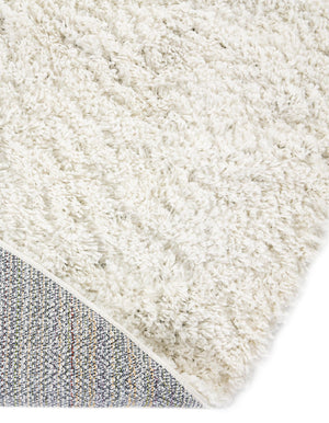 White 8' x 10' Davos Shag Oval Rug