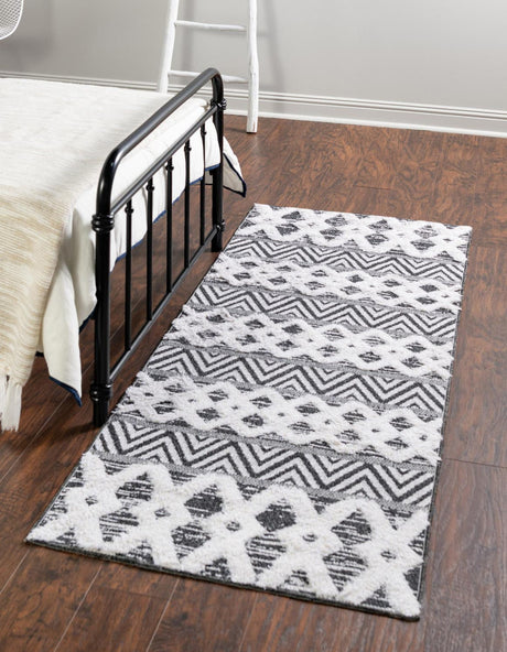 Black 2' 7 x 12' Sabrina Soto Casa Runner Area Rug 100% Cotton Geometric Pattern All Natural Material Eco Friendly Carpet for Sale at Rug Engine