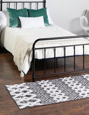 Black 2' 7 x 12' Sabrina Soto Casa Runner Area Rug 100% Cotton Geometric Pattern All Natural Material Eco Friendly Carpet for Sale at Rug Engine
