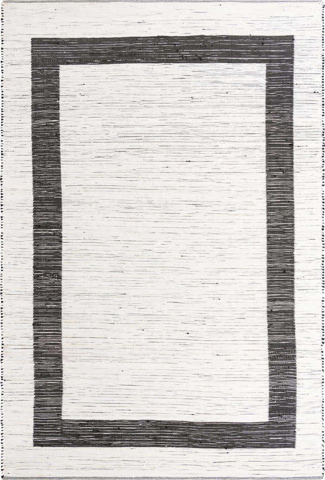 White and Black 10' x 14' 1 Chindi Jute Rectangle Rug