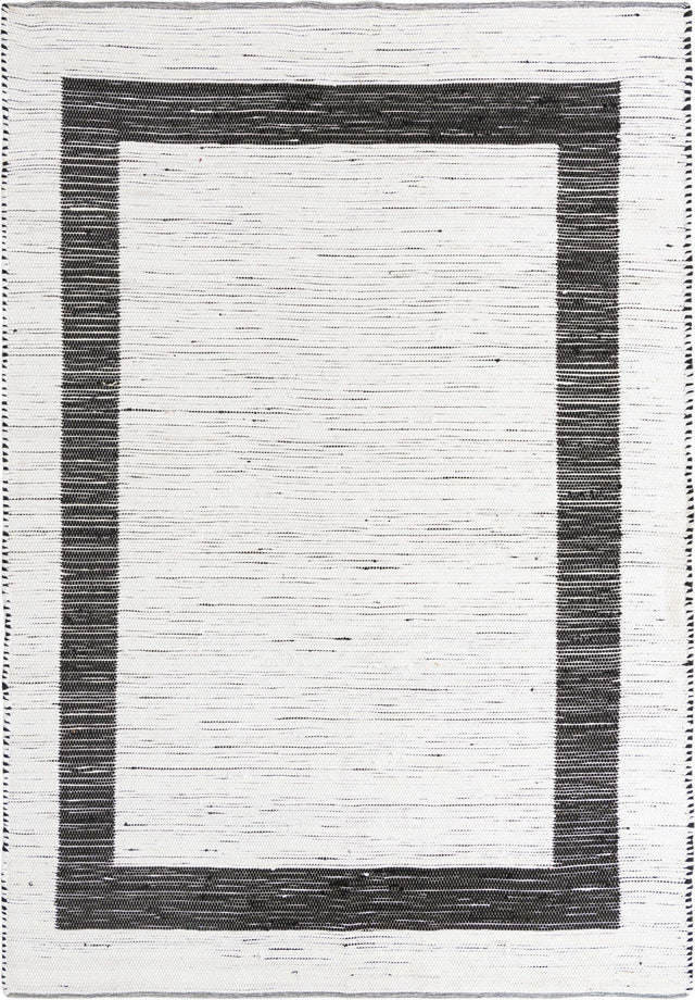 White and Black 9' x 12' Chindi Jute Rectangle Rug