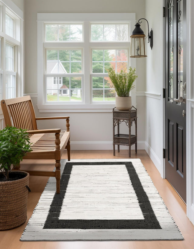 White and Black 7' 1 x 10' Chindi Jute Rectangle Rug