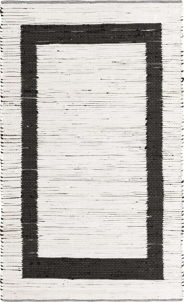 White and Black 5' 1 x 8' Chindi Jute Rectangle Rug