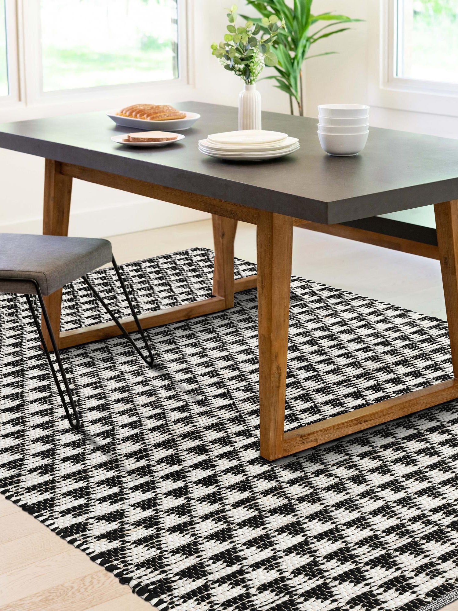 Black and White 7' 1 x 10' Chindi Jute Rectangle Area Rug Interior Design Home Decor Carpet Mat for Sale at Rug Engine