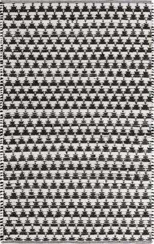 White Black 4' 1 x 6' 1 Chindi Jute Rectangle Rug