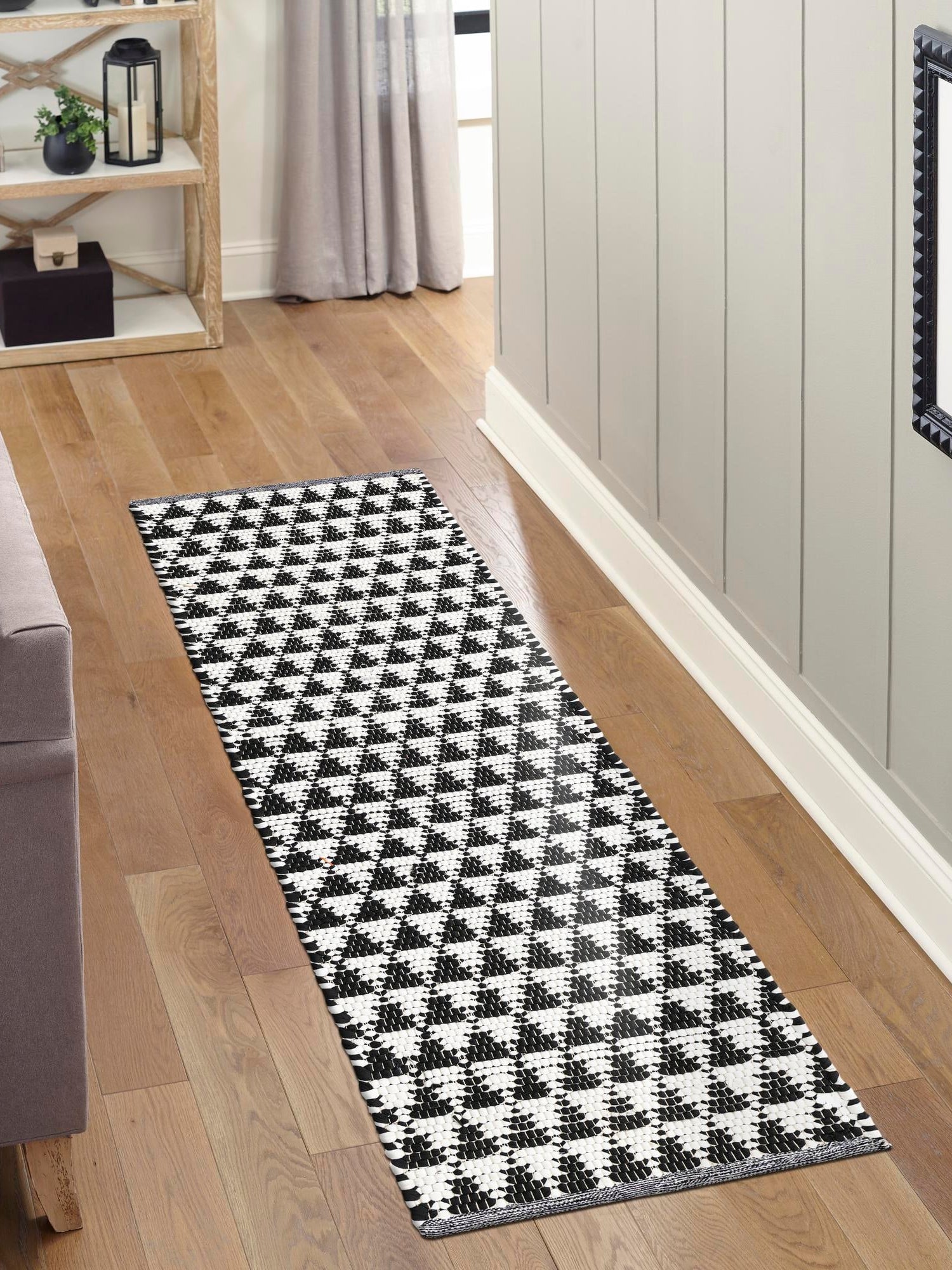 Black and White 2' 2 x 6' 1 Chindi Jute Runner Area Rug Interior Design Home Decor Carpet Mat for Sale at Rug Engine