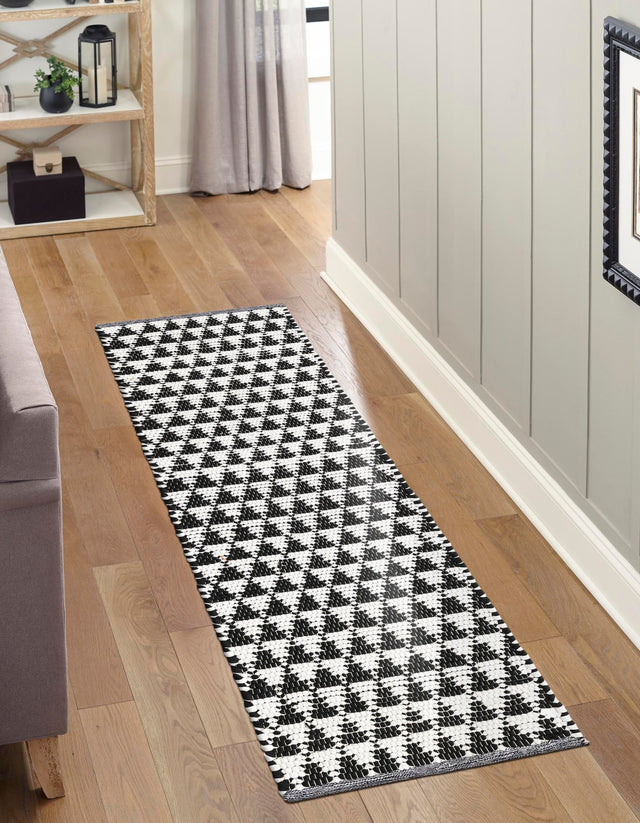 White Black 2' 2 x 6' 1 Chindi Jute Runner Rug