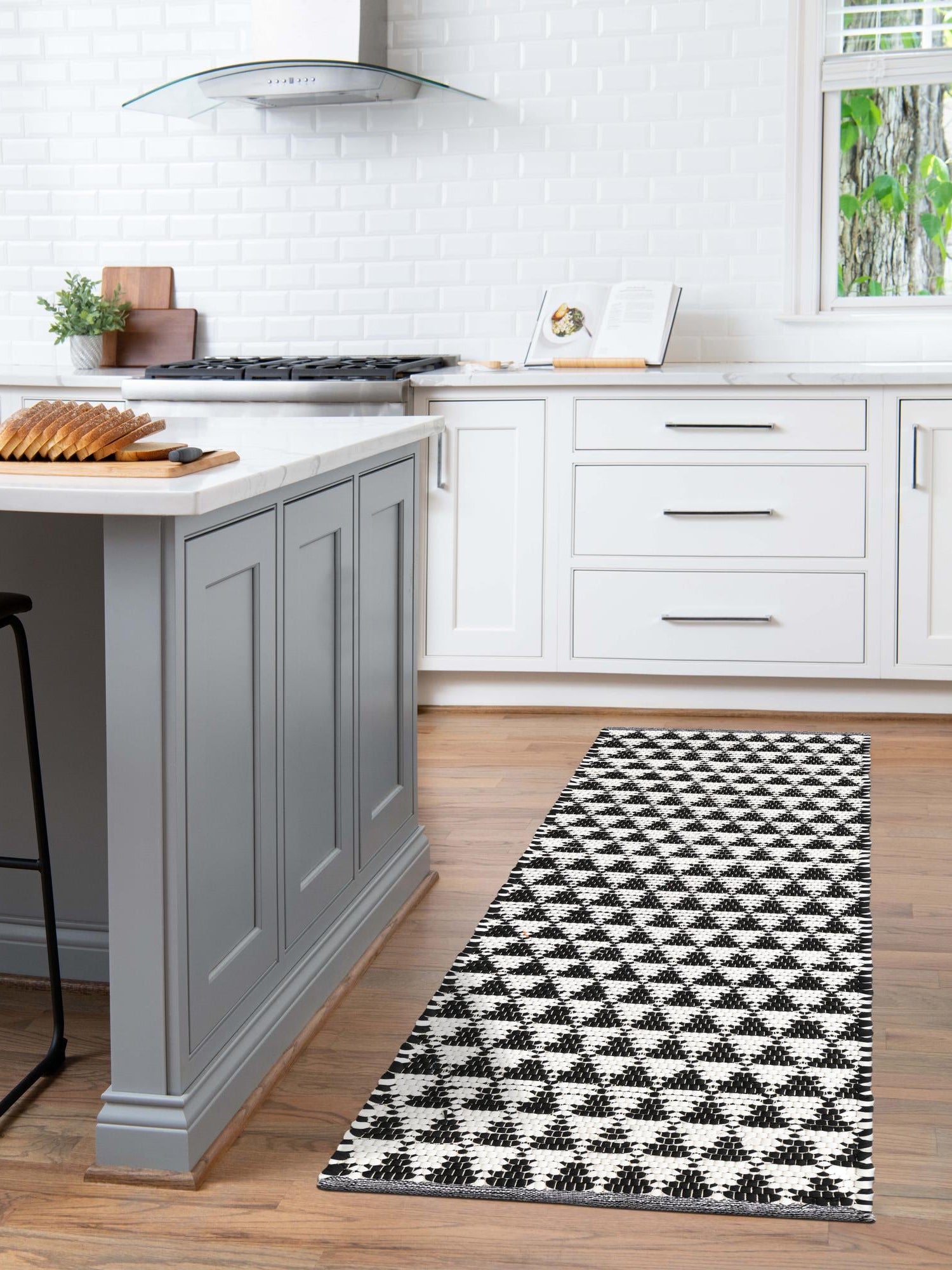 Black and White 2' 2 x 6' 1 Chindi Jute Runner Area Rug Interior Design Home Decor Carpet Mat for Sale at Rug Engine