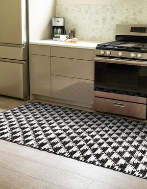 White Black 2' 2 x 6' 1 Chindi Jute Runner Rug