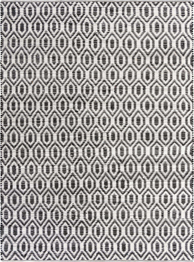 Black and White 10' x 14' 1 Chindi Jute Rectangle Rug